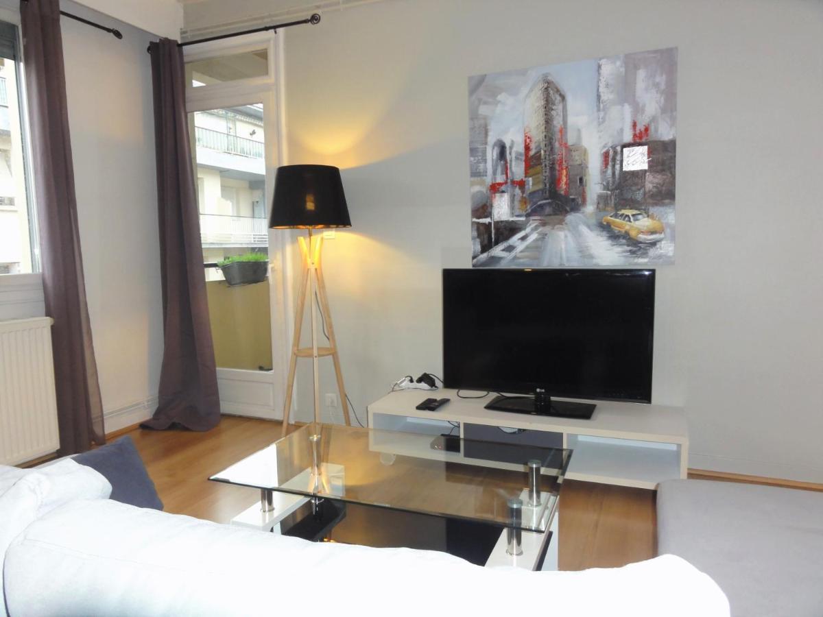 Le Voltaire -2 Chambres- 70M2- Hypercentre-Parking-Wifi Fibre- Nouvelle Literie Tarbes Zewnętrze zdjęcie