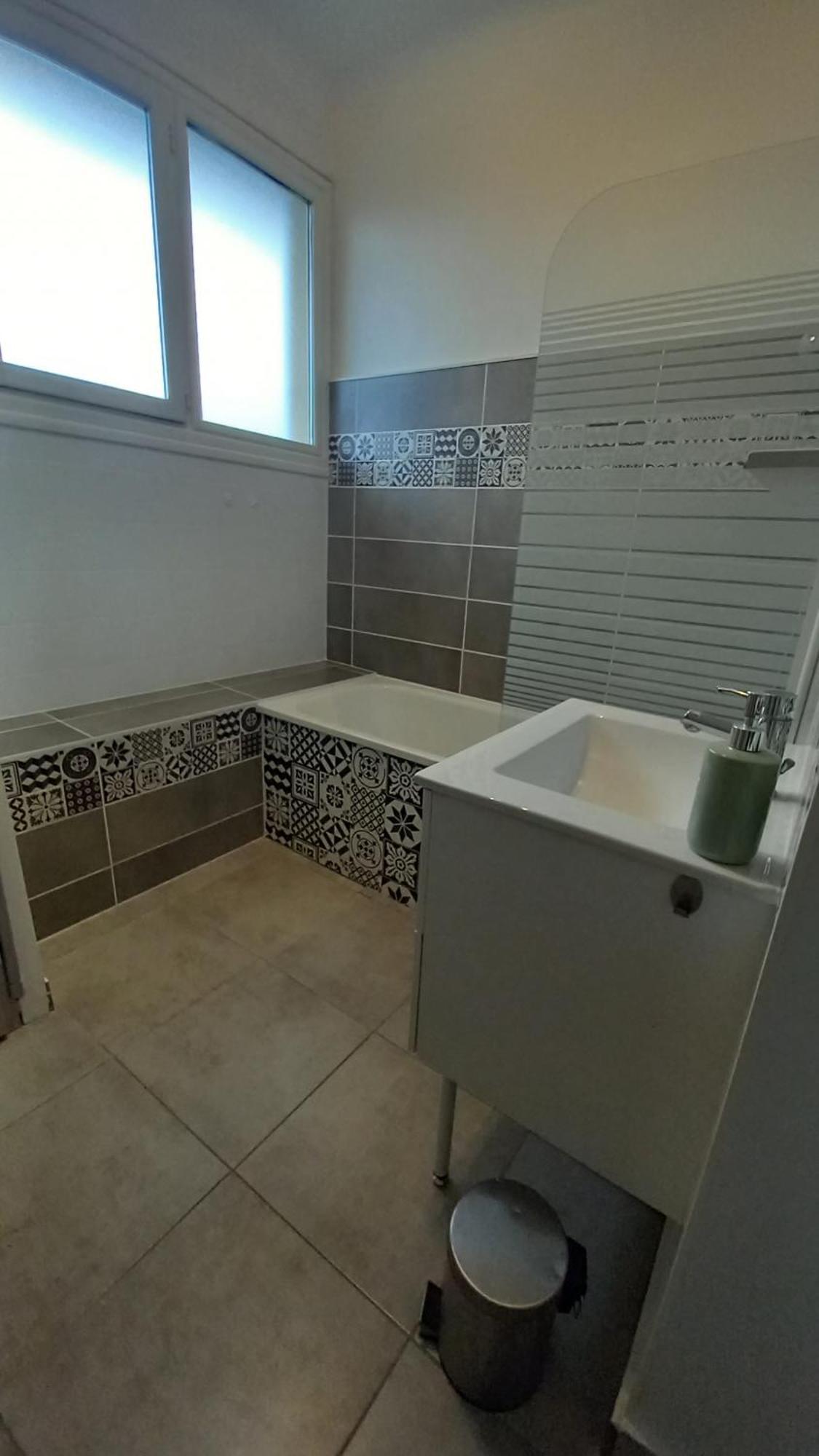 Le Voltaire -2 Chambres- 70M2- Hypercentre-Parking-Wifi Fibre- Nouvelle Literie Tarbes Zewnętrze zdjęcie