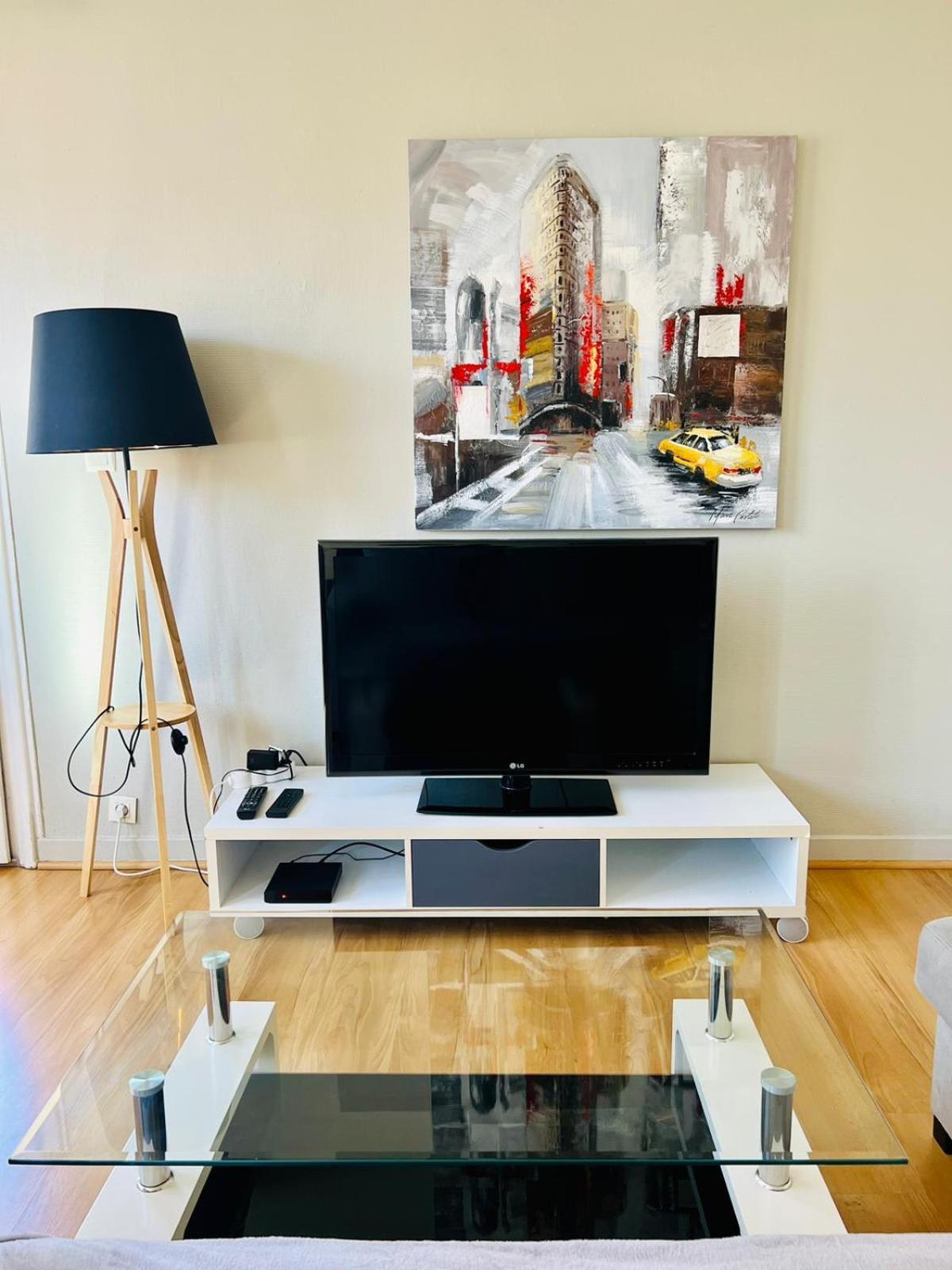 Le Voltaire -2 Chambres- 70M2- Hypercentre-Parking-Wifi Fibre- Nouvelle Literie Tarbes Zewnętrze zdjęcie